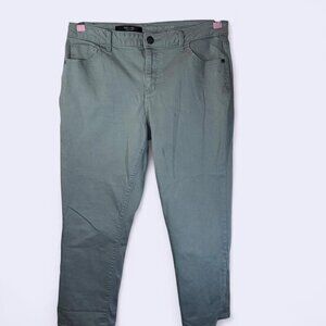 Simply Vera Vera Wang Mid Rise Capri Size 10